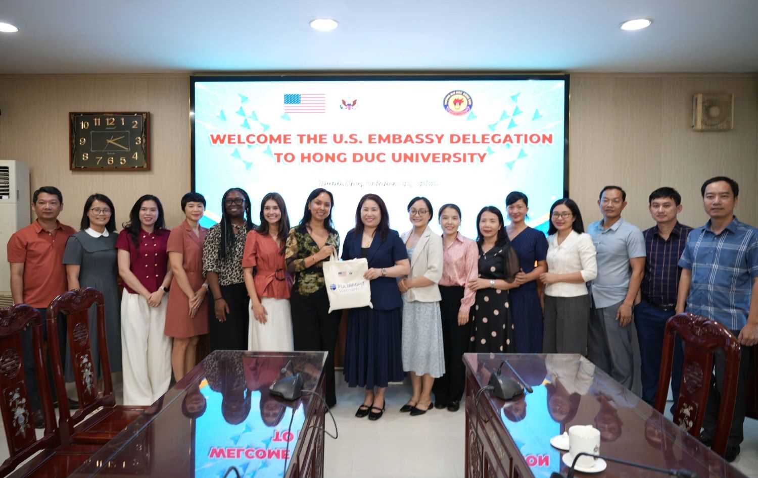 Trường Đại học Hồng Đức tăng cường hợp tác giáo dục với Đại sứ quán Hoa Kỳ qua Chương trình Fulbright